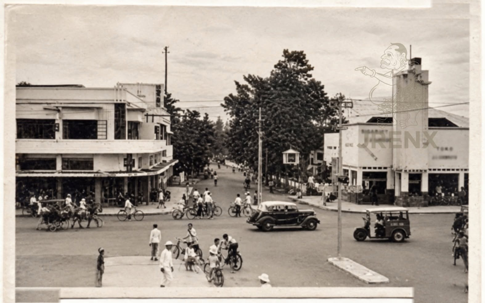 Menengok 'lampu Bangjo' Gantung Era 1930 An Dan Kemegahan Hotel Mabes Di Jantung Persimpangan Malang