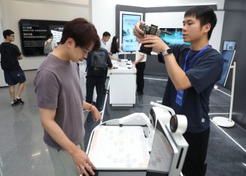 Menjelajah Pusat Kerja Sama Ai China Asean Di Nanning