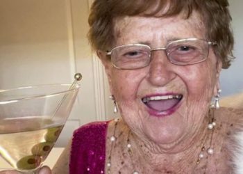 Nenek 96 Tahun Ini Gaet 15 Juta Pengikut Di Tiktok