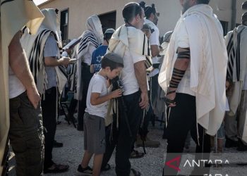 Pemukim Israel Blokir Keluarga Palestina Kembali Ke Rumah Di Tepi