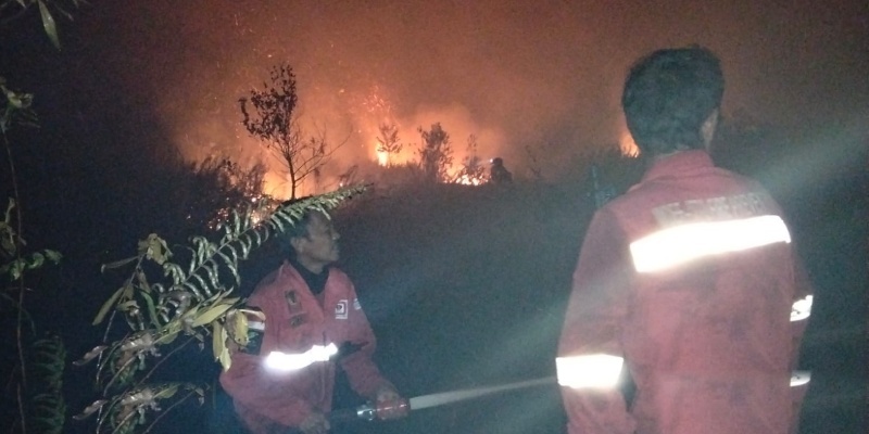 Penjaga Langit Sumatera Manggala Agni Bertaruh Nyawa Menembus Tembok Karhutla