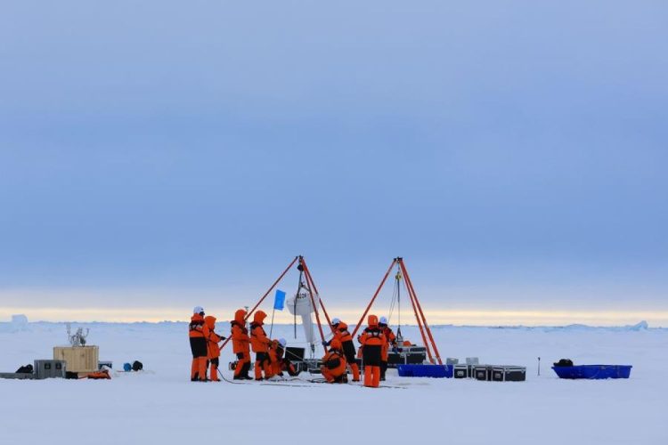 Perdana Satelit Internet China Hubungkan Arktika Antarktika Dan Qinghai Xizang