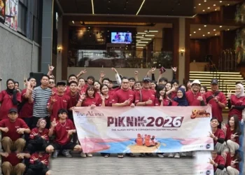Perkuat Solidaritas Tim 110 Karyawan The Alana Malang Gelar Piknik