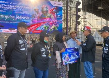 Pertamina Bangkitkan Tradisi Tenun Desa Adat Sade Lewat Bantuan Usaha