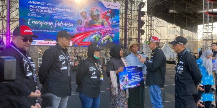 Pertamina Bangkitkan Tradisi Tenun Desa Adat Sade Lewat Bantuan Usaha