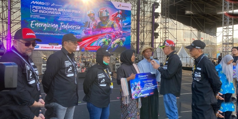 Pertamina Bangkitkan Tradisi Tenun Desa Adat Sade Lewat Bantuan Usaha