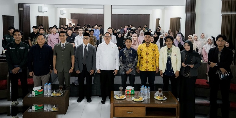 Pesan Hasan Nasbi Ke Mahasiswa Raih Jabatan Tertinggi Tanpa Harus