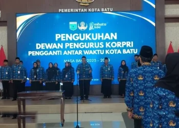 Pj Wali Kota Batu Resmi Pengukuhkan Pengurus Paw Korpri Masa