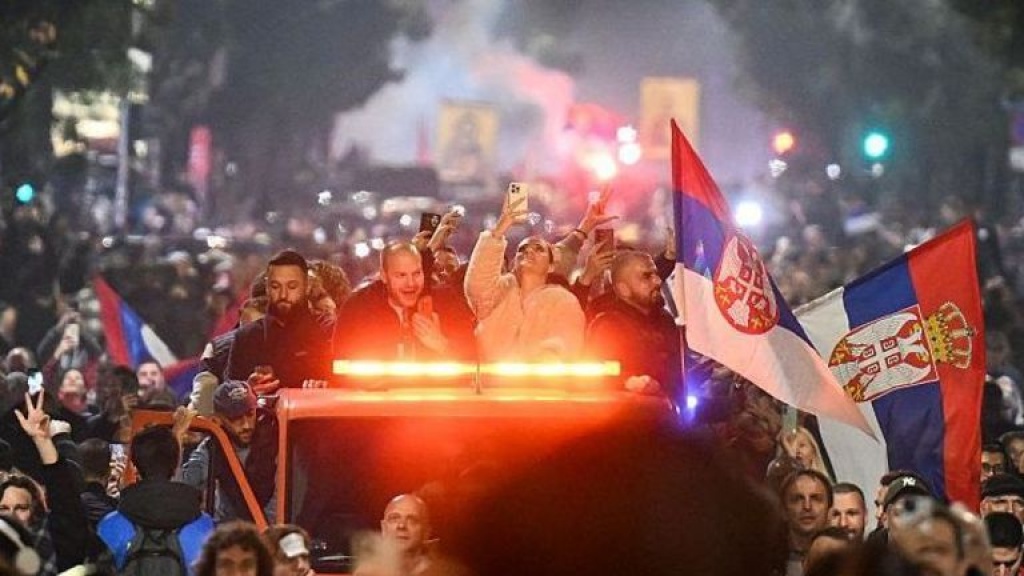 Protes Mahasiswa Tumbangkan Dominasi Pemimpin Serbia Di Pemilu