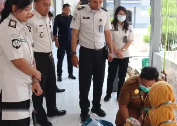 Rutan Kraksaan Dan Dinkes Uji Sanitasi Air Demi Kesejahteraan Warga