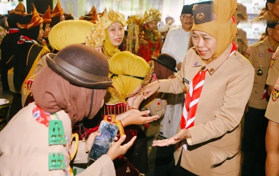 Sambut Ppsn Vi Di Jatim Khofifah Siapkan Ribuan Pohon Penghijauan