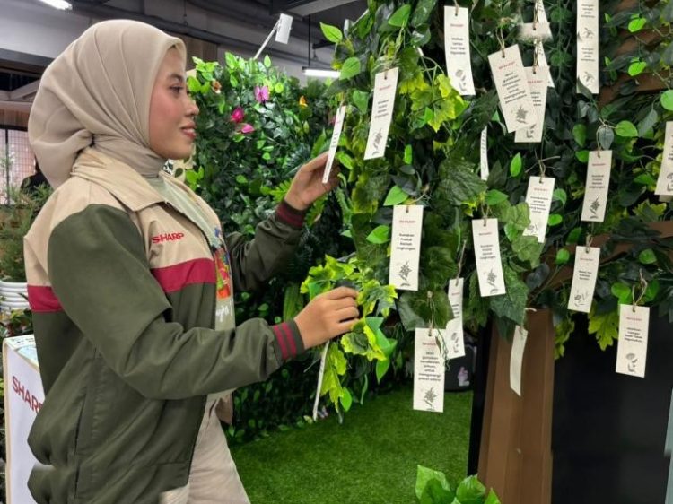 Sharp Pacu Generasi Muda Malang Terapkan Gaya Hidup Ramah Lingkungan