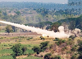 Tni Dan Adf Pamer Kekuatan Tempur Utama Dalam Latgabma Keris.j