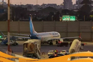Trump Ancam Balas Iran Jika Terbukti Terlibat Serangan Pesawat Flydubai
