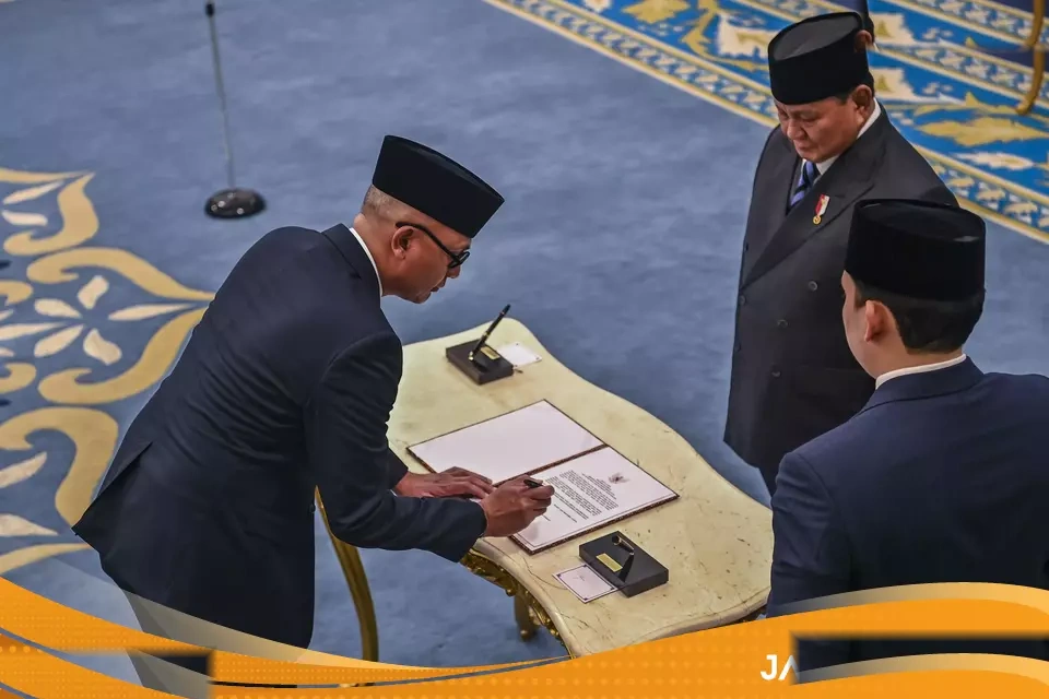 Tumpukan Tantangan Bersejarah Menanti Menteri Luar Negeri Baru Indonesia