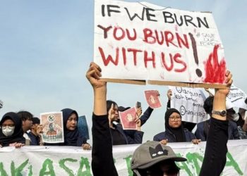 Tuntut Status Bencana Nasional Karhutla Mahasiswa Di Berbagai Kota Gelar