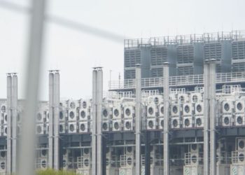 Warga Batam Keluhkan Proyek Pusat Data Akibatkan Krisis Air Clean