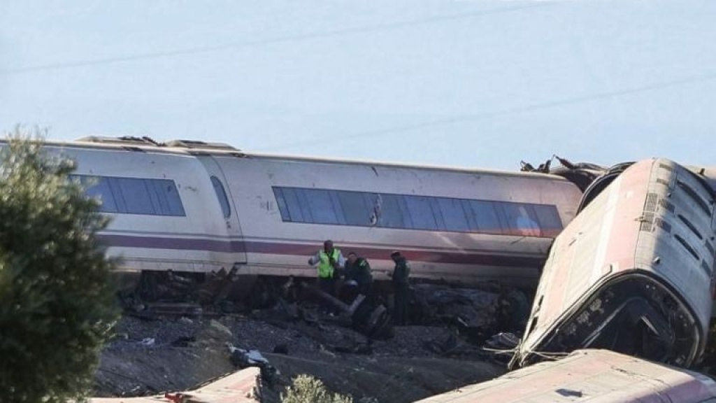 Tragedi Kereta Cepat Di Spanyol Tewaskan 68 Orang Duka Mendalam