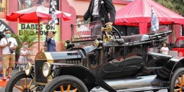 Vehicle Live Action Museum Angkut Jawa Timur Park