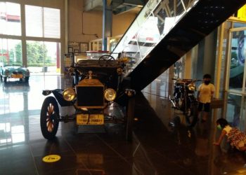 Menengok Ford Model T 1915 Di Museum Angkut, Mobil Klasik Yang Ngetren Di Masanya