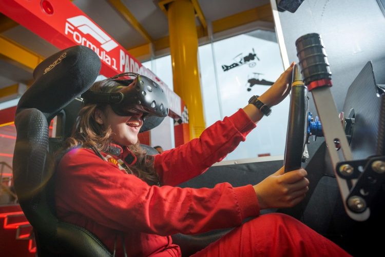 Uji Kemampuan Balapan Anda Di Simulator F1 Museum Angkut