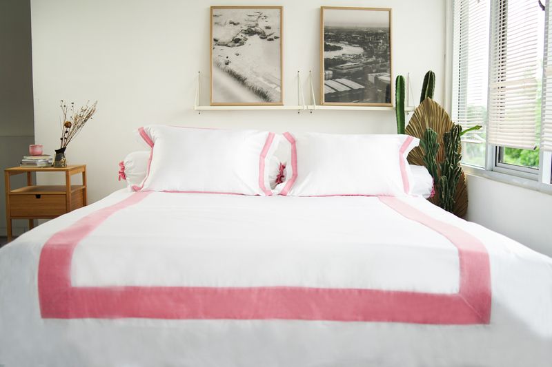 Jual-Redivivus-Pink-Set-Sprei-dan-Quilt-Cover-1.jpg