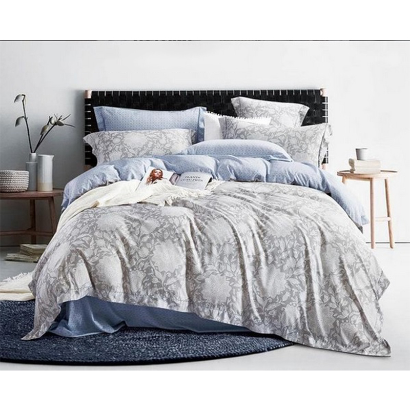 jual-set-sprei-dan-bed-cover-classic-grey-sleepbuddy-1.jpg