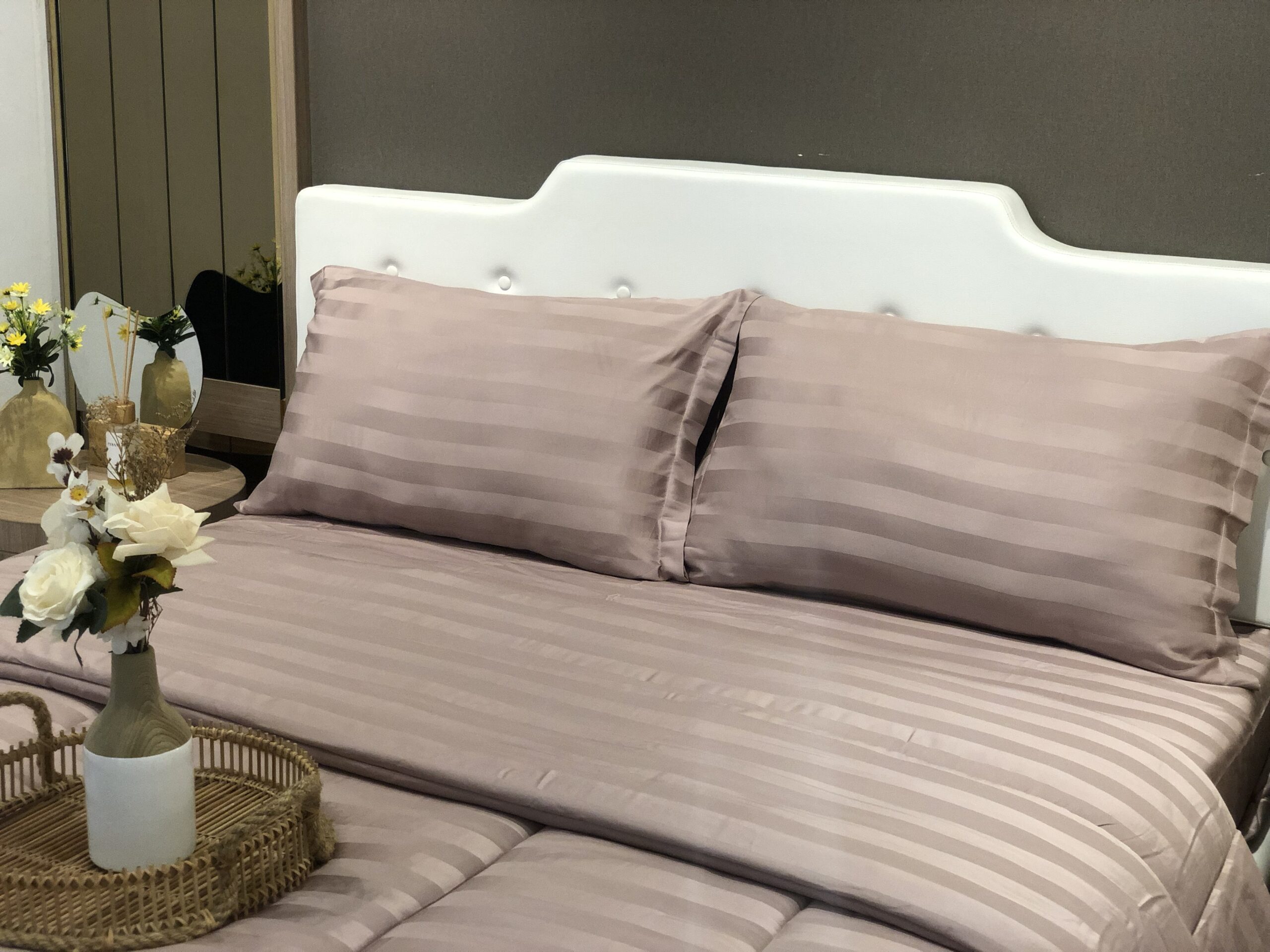 jual-set-sprei-quilt-cover-salur-cappucino1-jacquard-tencel-scaled-1.jpg