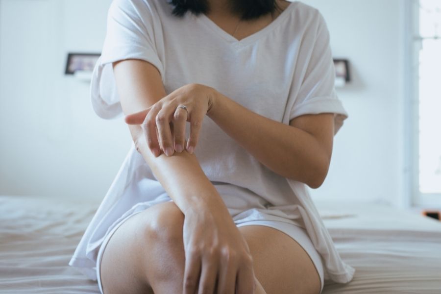Cara Ampuh Mengatasi Biang Keringat