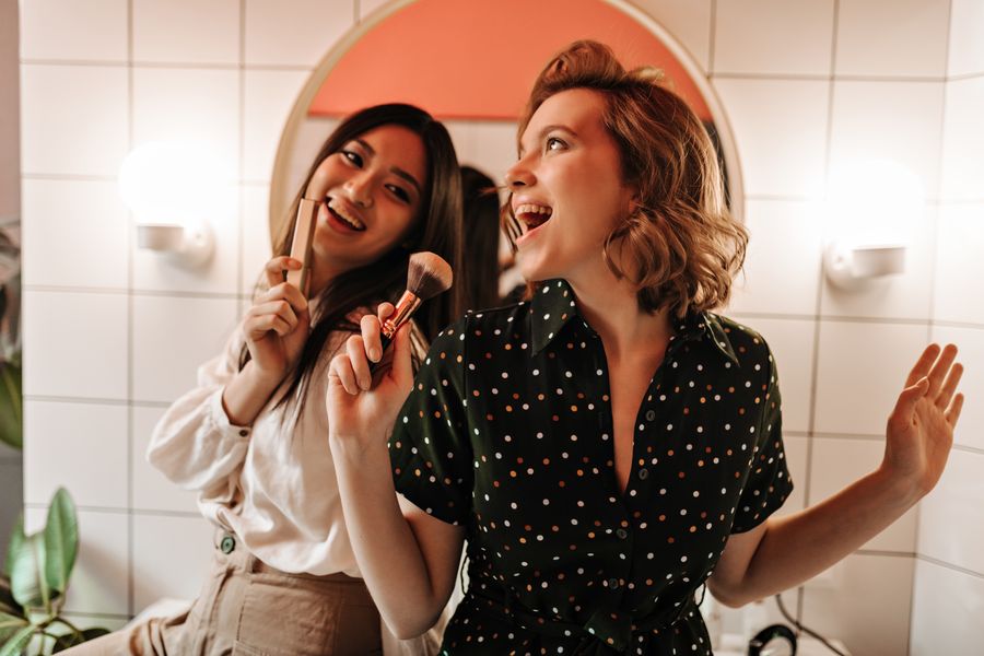 Karaoke Saat Sleepover