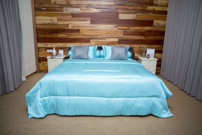 Plain Tosca Plain Tosca