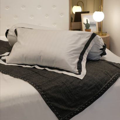 Redivivus Black
