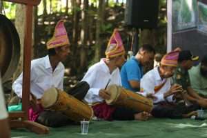Lombok Tradition