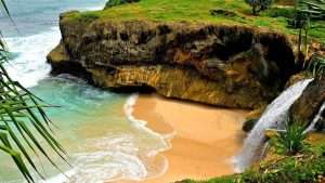 Tour_&_Travel_Malang