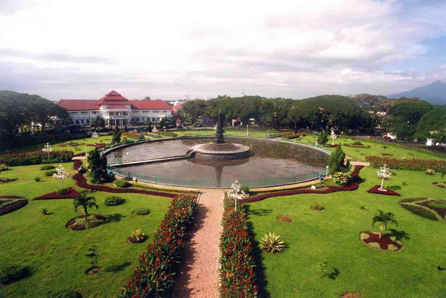 Tour_&_Travel_Malang