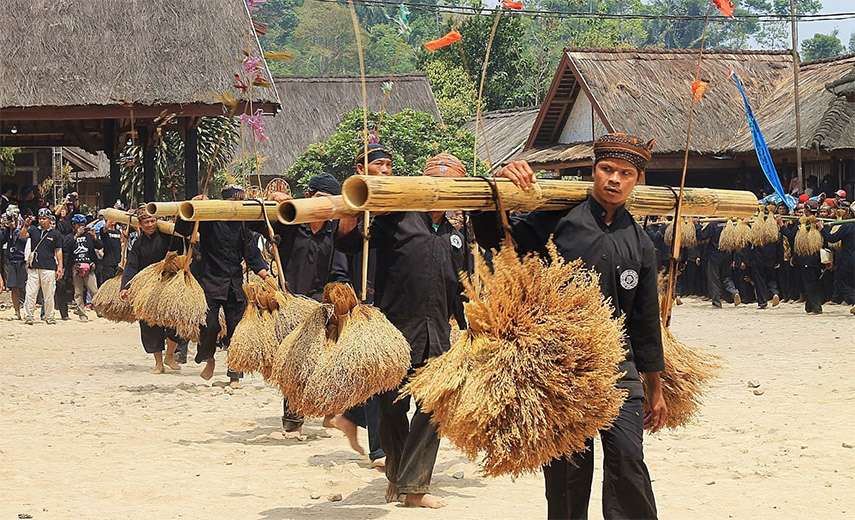Tour_&_Travel_Malang