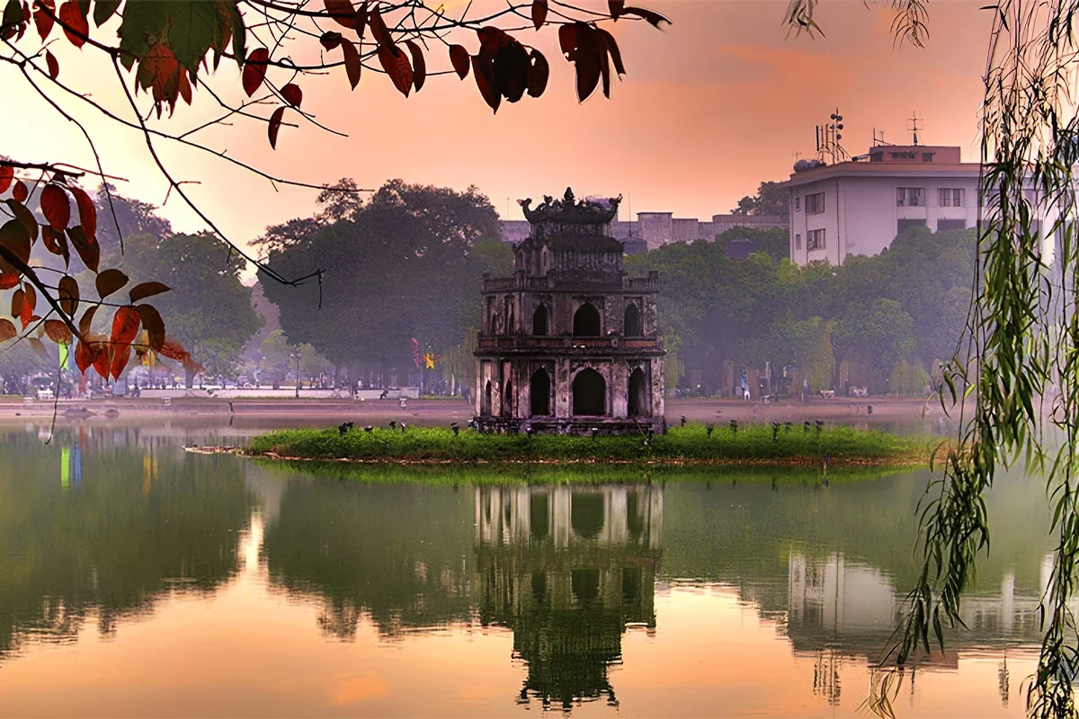 hoan kiem lake | Tour Vietnam