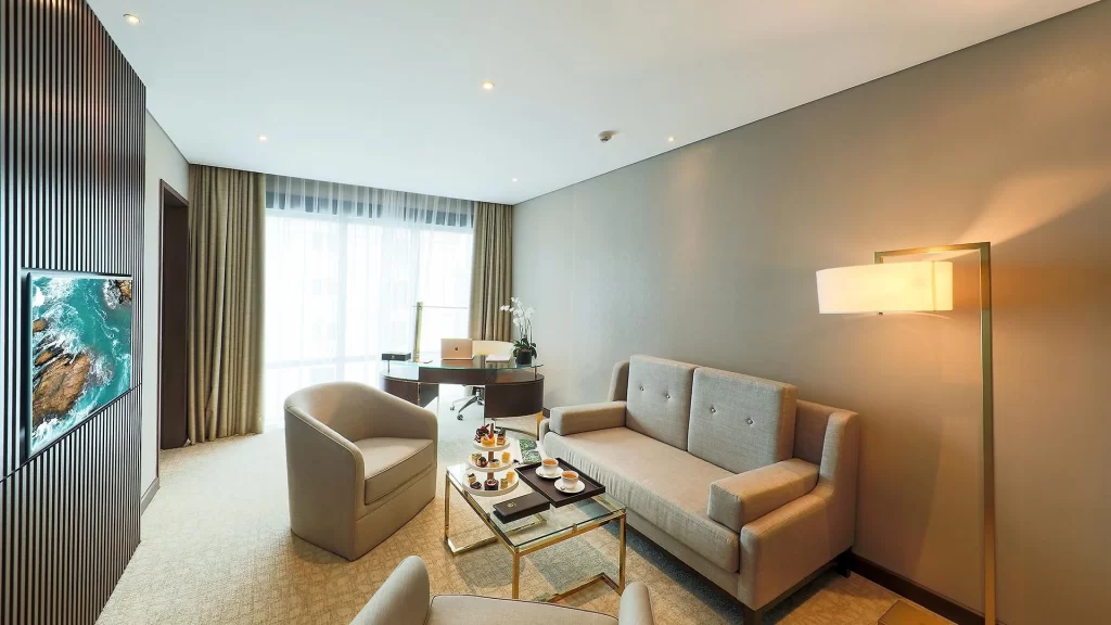2. Executive Living Room Grandvista