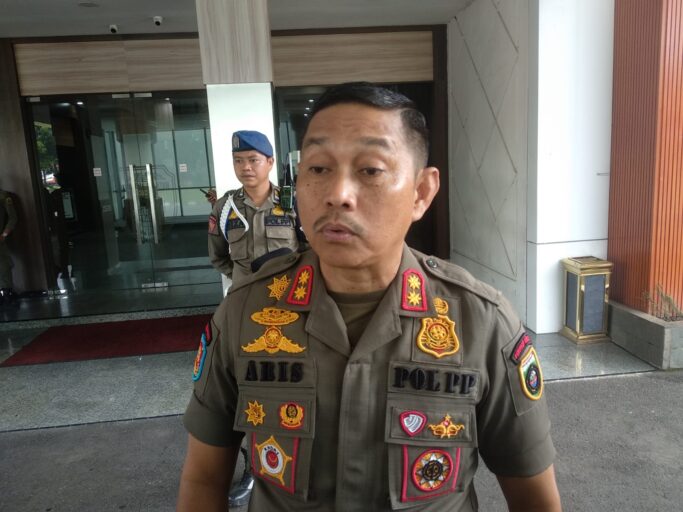 Satpol PP Sumsel Bakal Tertibkan Spanduk Kandidat Pilkada