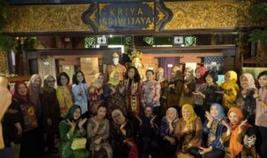 Promosi Koleksi Kriya Sriwijaya ke Rombongan DWP Kemenkeu RI