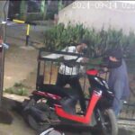 Terekam CCTV, Pelaku Curanmor Masuk Pagar Gasak Motor