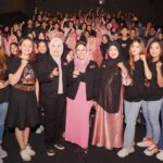 Dukung Film Berbahasa Daerah, Fitrianti-Nandriani Nobar Dulmuluk Dulmalik