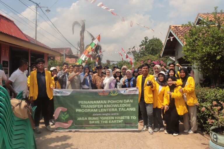 Aksi Jaga Bumi: Kolaborasi Pertamina-Unsri dalam World Cleanup Day Tanam Pohon dan Transfer Knowledge Program Lentera Talang