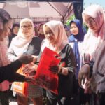 Selain Tebus Murah, Fitrianti Nandriani Ajak Masyarakat Palembang Belanja di Pasar Tradisional