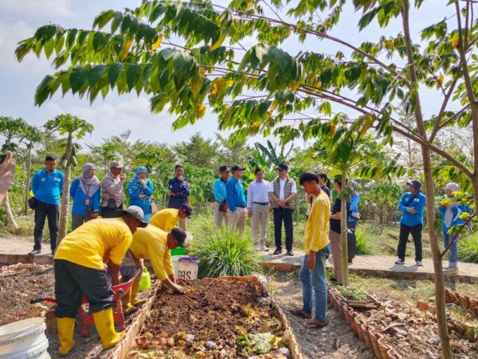 Bupati Banyuasin Farid : “Bangga!!! Banyuasin Miliki Pengolahan Sampah 1 Detik Jadi Pupuk Dan Satu-Satunya Di Dunia”