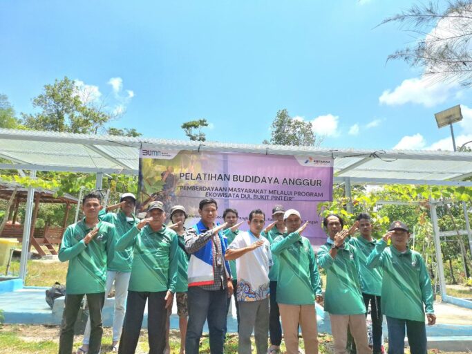 Pertamina Perkuat Daya Saing Ekowisata Dul Bukit Pinteir melalui Peningkatan Kapasitas Kelompok Masyarakat