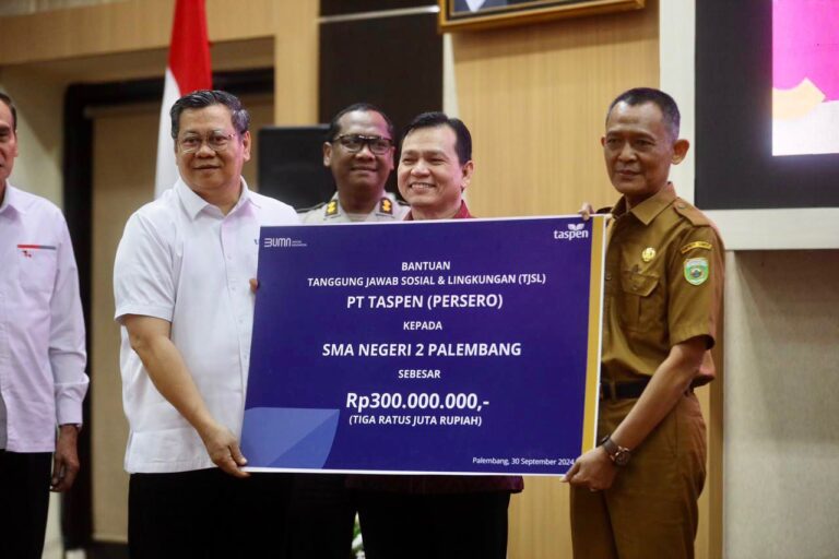 Salurkan Bantuan TJSL dari PT Taspen Persero dan IFG ke Penerima Manfaat