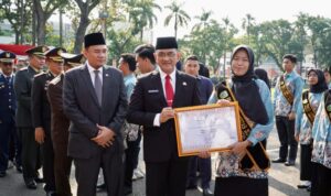 Sekda Edward Candra Irup Hari Sumpah Pemuda Ke-96 Tingkat Provinsi Sumsel  