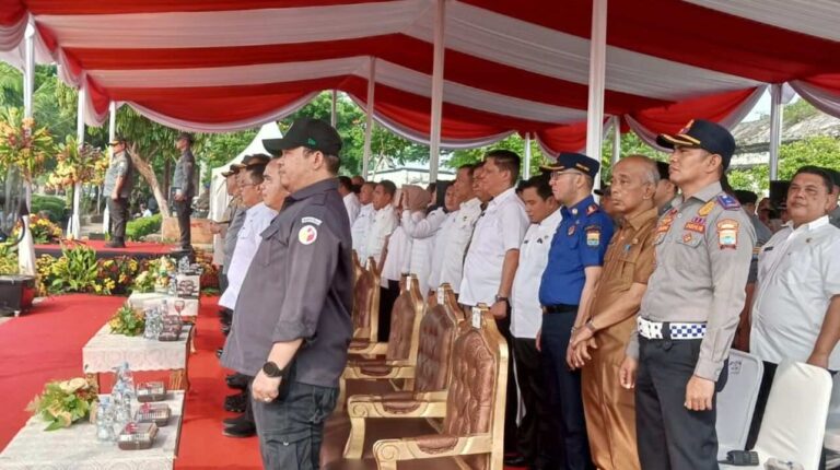 Sinergi Bersama Satlinmas Demi Keamanan Pemilu, Bawaslu Palembang Hadiri Apel Siaga Pengamanan Pilkada