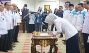 Hadiri Pembentukan 12 Komunitas KPS-KMPB, Camat Seberang Ulu Dua Arya Andriana: Peran Komunitas Ini Sangat Membantu Pemerintah